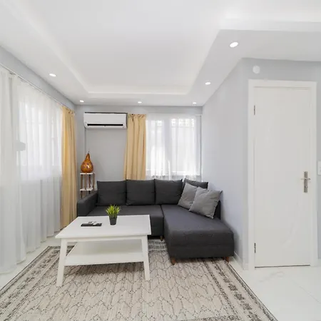 Cozy Flat W Balcony 5 Min To Beach In * アランヤ
